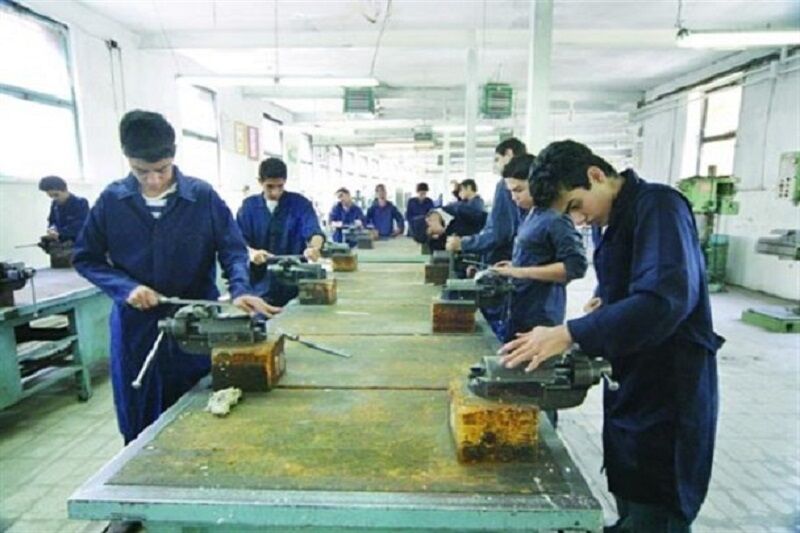 تبریز اول | پایگاه اطلاع رسانی تبریز اول | امکان راه‌اندازی هنرستان‌های دانش‌آموزی در جوار شهرک‌های صنعتی فراهم شد