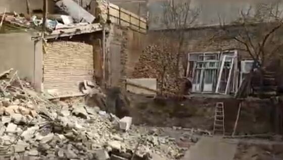 تبریز اول | پایگاه اطلاع رسانی تبریز اول | ۲ نفر در اثر ریزش دیوار ساختمان نانوایی در تبریز مصدوم شدند
